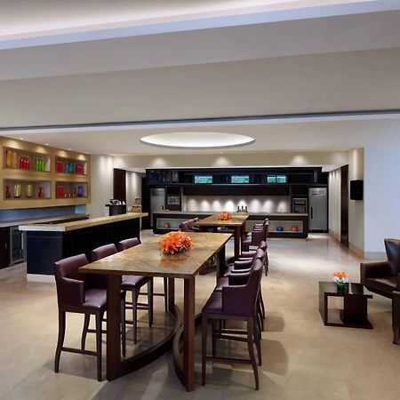 Jw Marriott Hotel Bengaluru Exterior foto